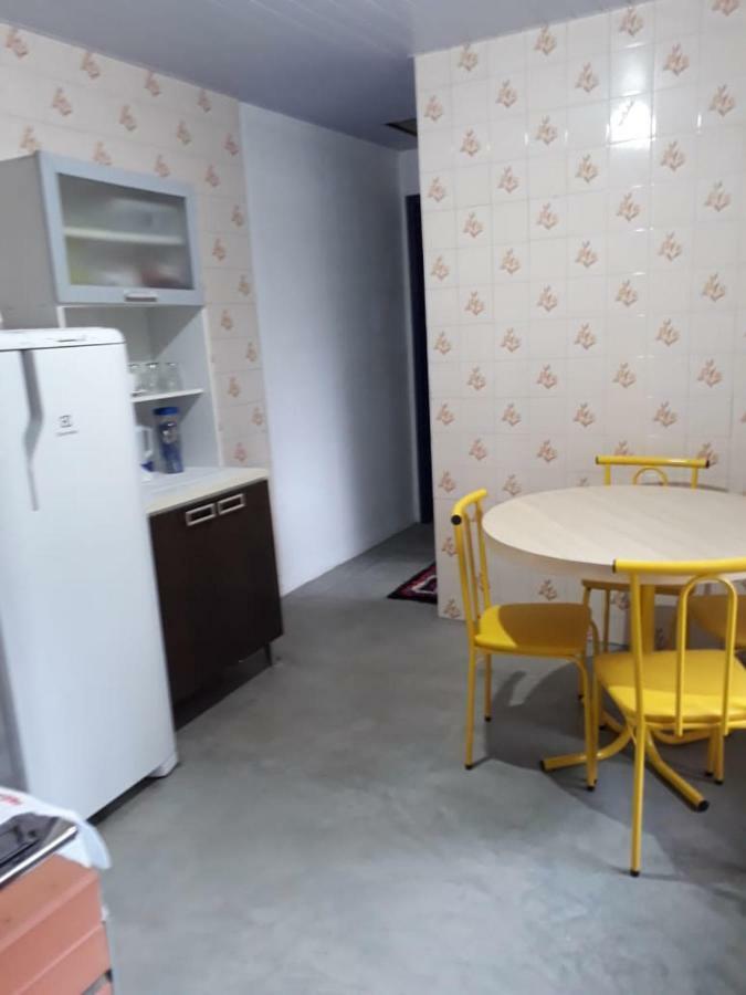 Vila Kitnet Em Matinhos Pr Exteriér fotografie